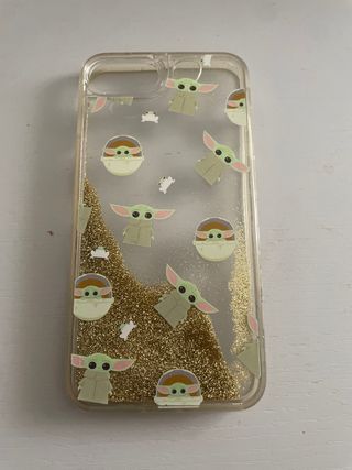 Funda transparente con dibujos de baby yoda