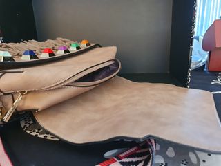 Bolso bandolera beige