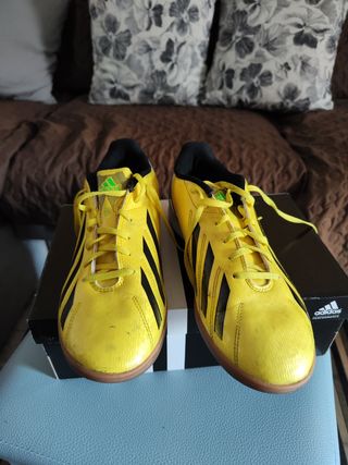 Adidas F10 fútbol sala