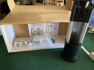 Mini columna para enchufes