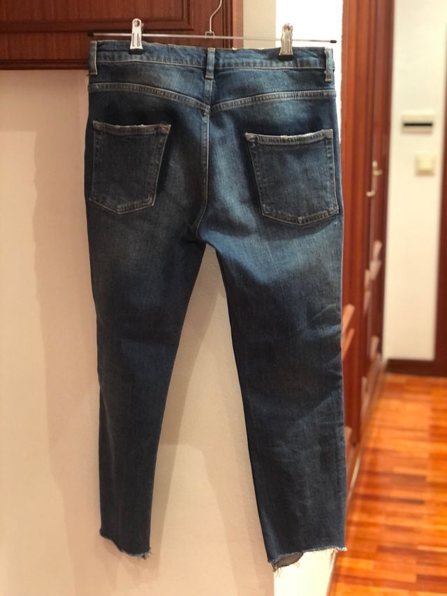 Pantalon vaquero Zara talla 38