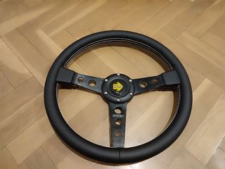 Volante Momo Prototipo