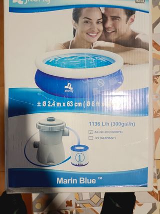 Piscina autoportante redonda con depuradora. NUEVA