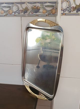 BANDEJA ACERO INOX Asas doradas 