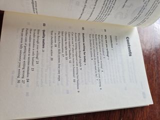 Libro inglés de negocios outstanding