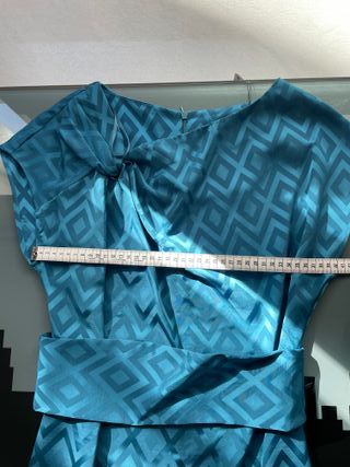 Vestido midi verde azulado. Mango. NUEVO