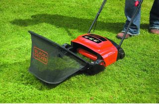 Escarificador con cable, 600 W