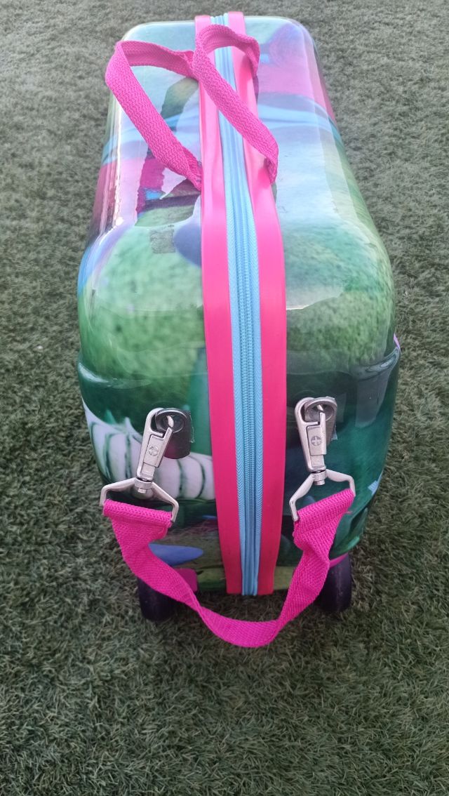 MALETA INFANTIL CORREPASILLOS