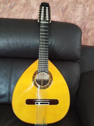 Laud Sanchis Carpio 1983