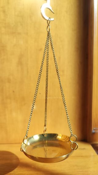 Báscula antigua de farmacia