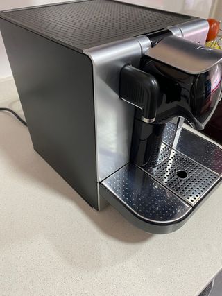 CAFETERA DELONGHI LATTISSIMA