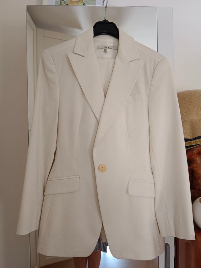 CHAQUETA y PANTALÓN (TRAJE COMPLETO)