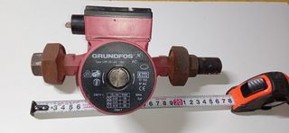 Bomba circuladora Grundfos