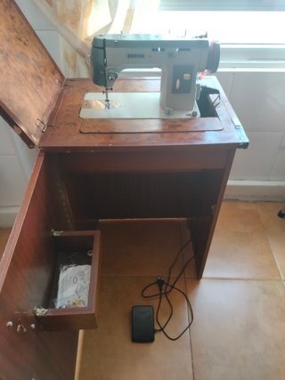 Maquina de coser, tf 699137780