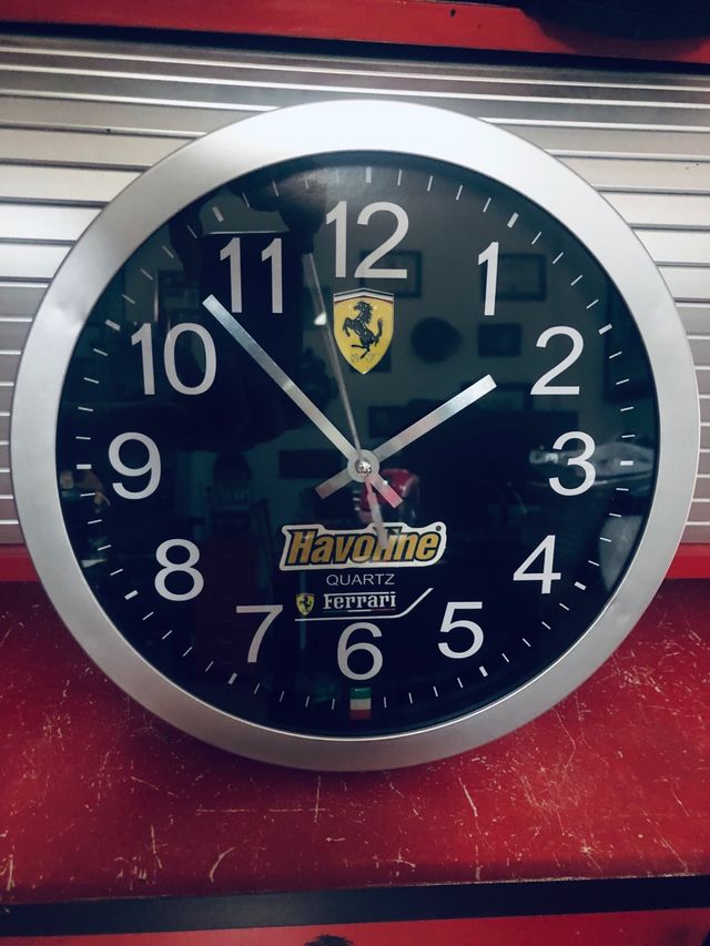 Reloj de pared tematizado Racing Ferrari
