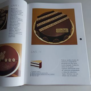 Las decoraciones de Enrique Navarro.