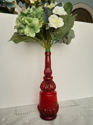 BOTELLA TALLADA ROJO RUBÍ