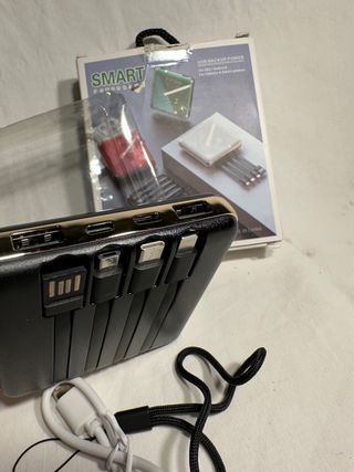 Batería Externa 10000 mAh 4 en 1.Nuevo