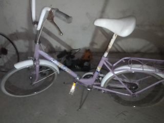 Bicicleta antigua marca BH modelo Happy