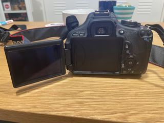 Canon EOS 600D + funda