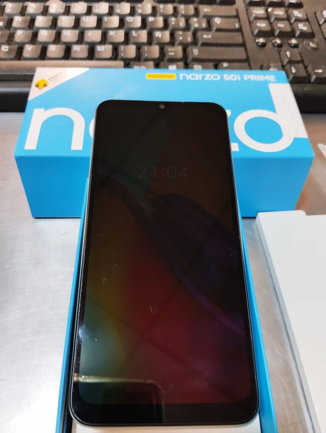 ➤ Nuovo telefono cellulare Realme Narzo 50i Prime.