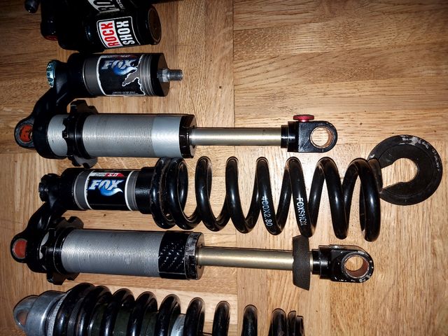 SUSPENSIONES DE MUELLE Y AIRE