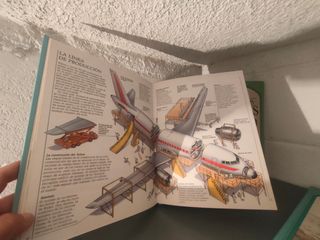 Colección de libros con dibujos