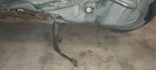 Caballete central Yamaha Cygnus 125 s_06567