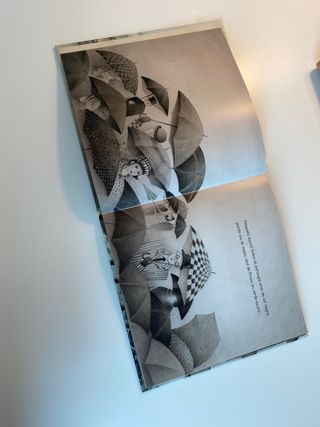 O Paraguas Amarelo (gallego)