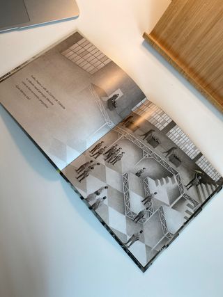 O Paraguas Amarelo (gallego)