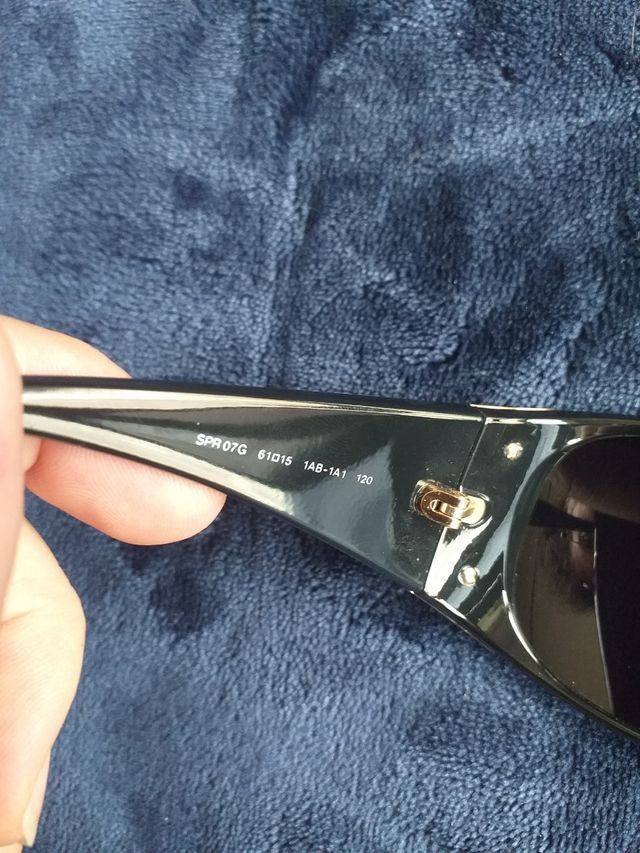 MC Gafas de sol Prada (con funda y toallita)