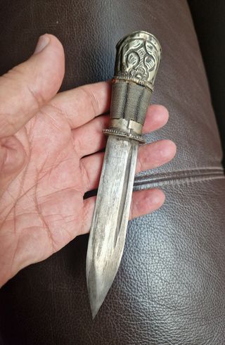 CUCHILLO TIBETANO