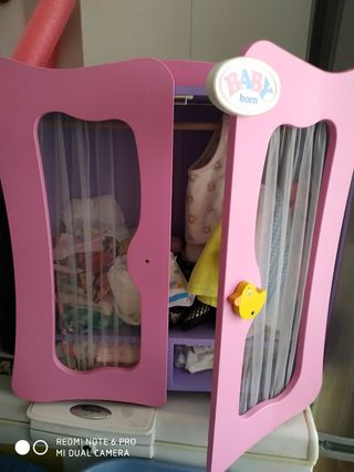 Armario de madera juguetes