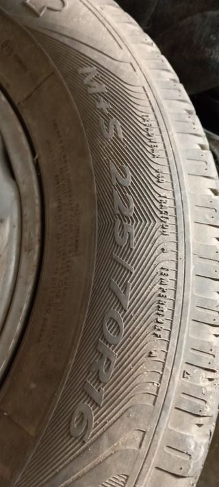 Llantas con neumático 16 pulgadas toyota 