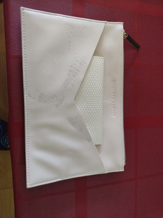 Cartera roberto verino