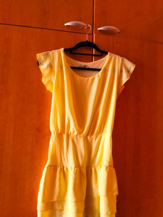 Abito corto estivo ragazza giallo vivace