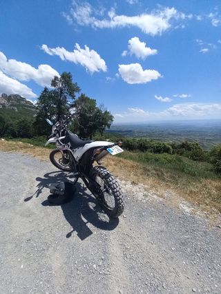 Rieju Mrt 125 Lc 2022. 15Cv