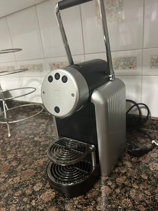 Cafetera Nesspreso Zenius profesional