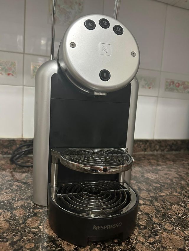 Cafetera Nesspreso Zenius profesional
