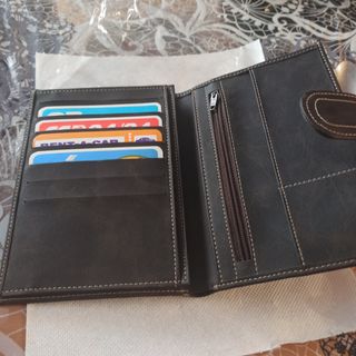 Cartera monedero. Multiapartamentos