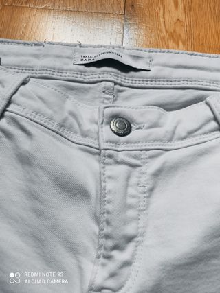 Pantalón blanco zara 38