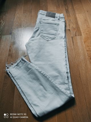 Pantalón blanco zara 38