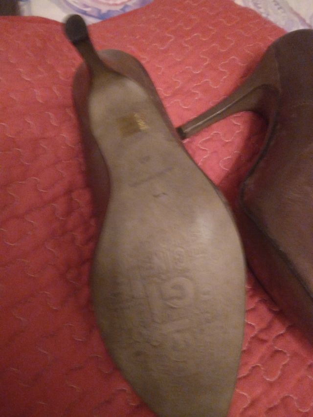 Zapatos de piel coor marron