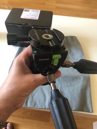 Rótula Induro PHQ3 5 ejes de rotación