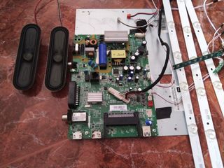 Despiece de televisión Thomson 32HA3103