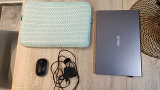 Portátil ASUS ExpertBook