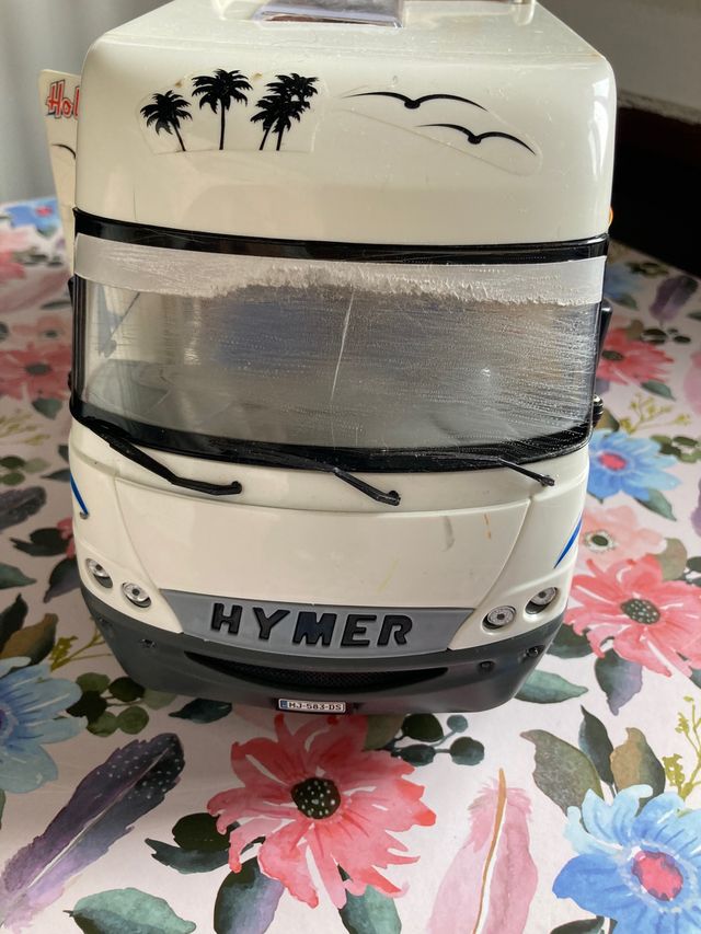 camper van y muñecas