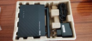 Router inalámbrico N300 ASUS RT-N12E