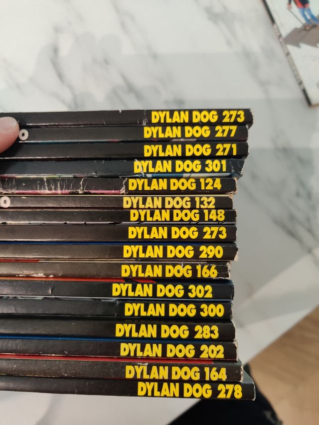 16 fumetti Dylan Dog