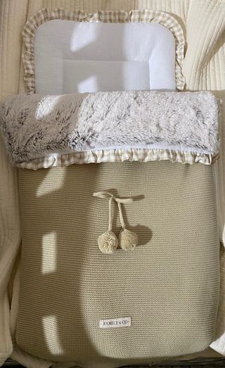 SACO Y BOLSA BEIGE PARA FOX 3